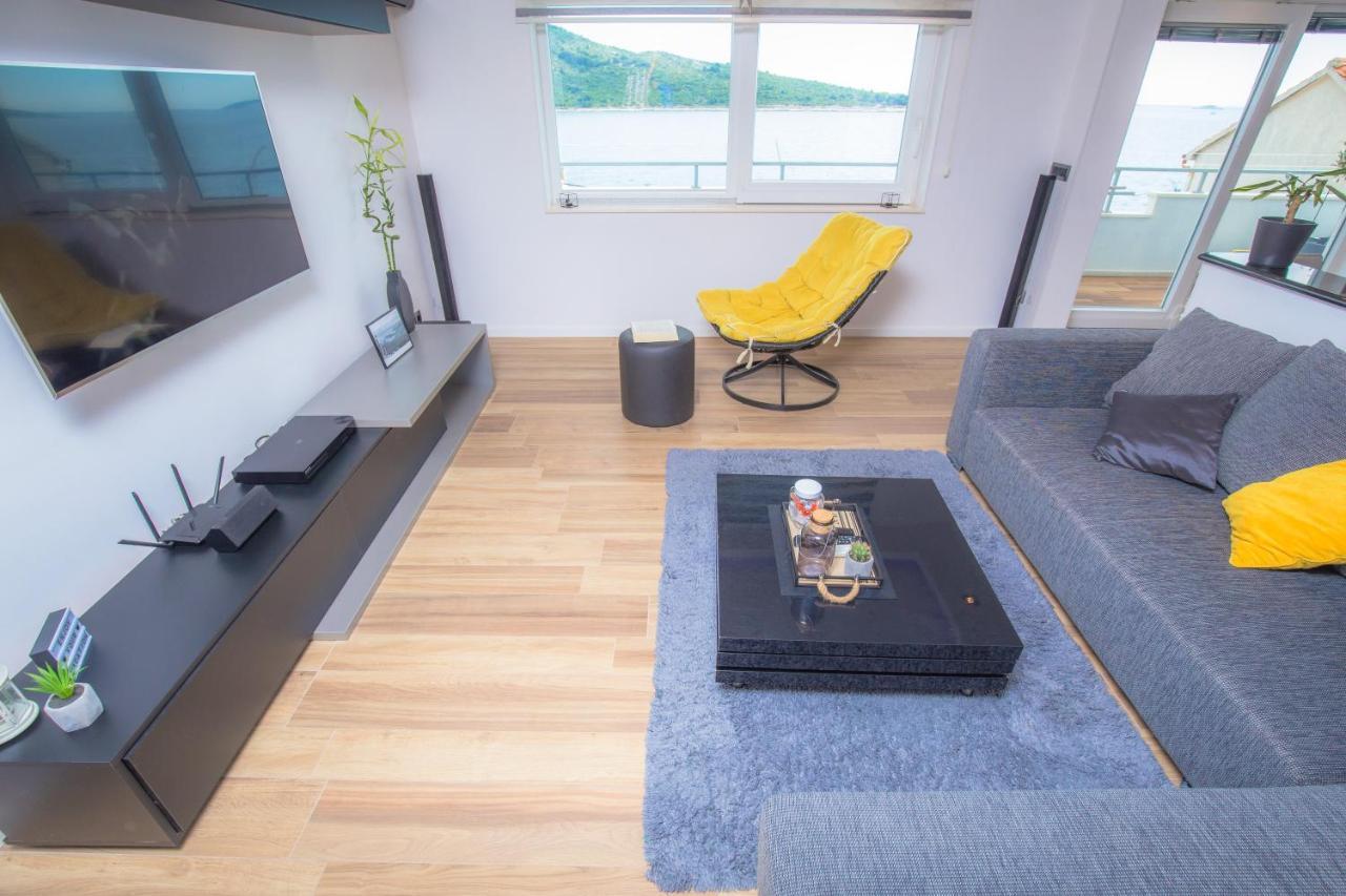 Apartment Gallery Primošten Esterno foto