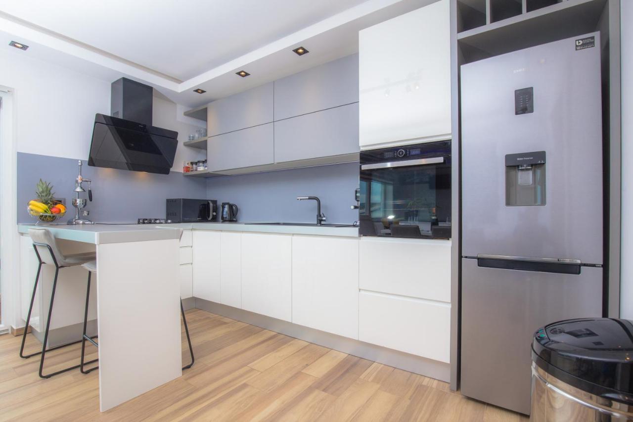 Apartment Gallery Primošten Esterno foto